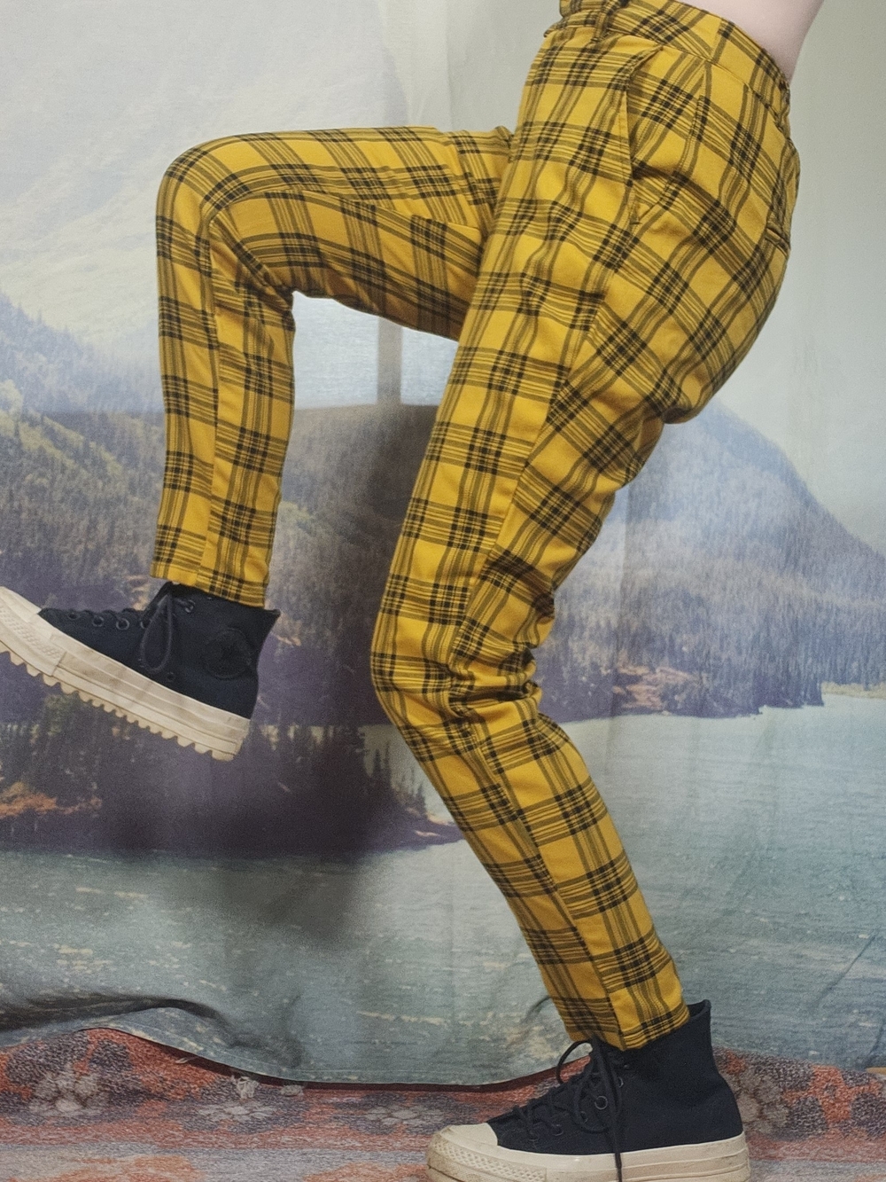 Hot Topic Yellow and Black Plaid Trousers Small
